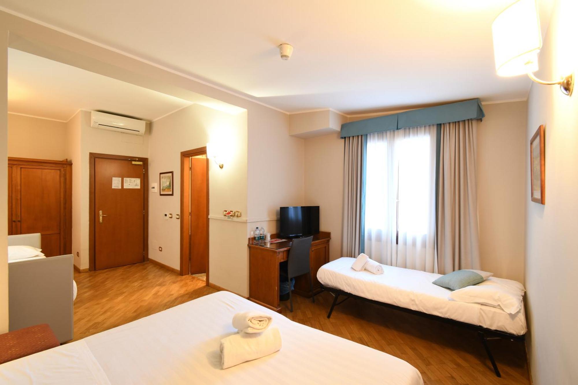 Hotel Cavour 라팔로 외부 사진