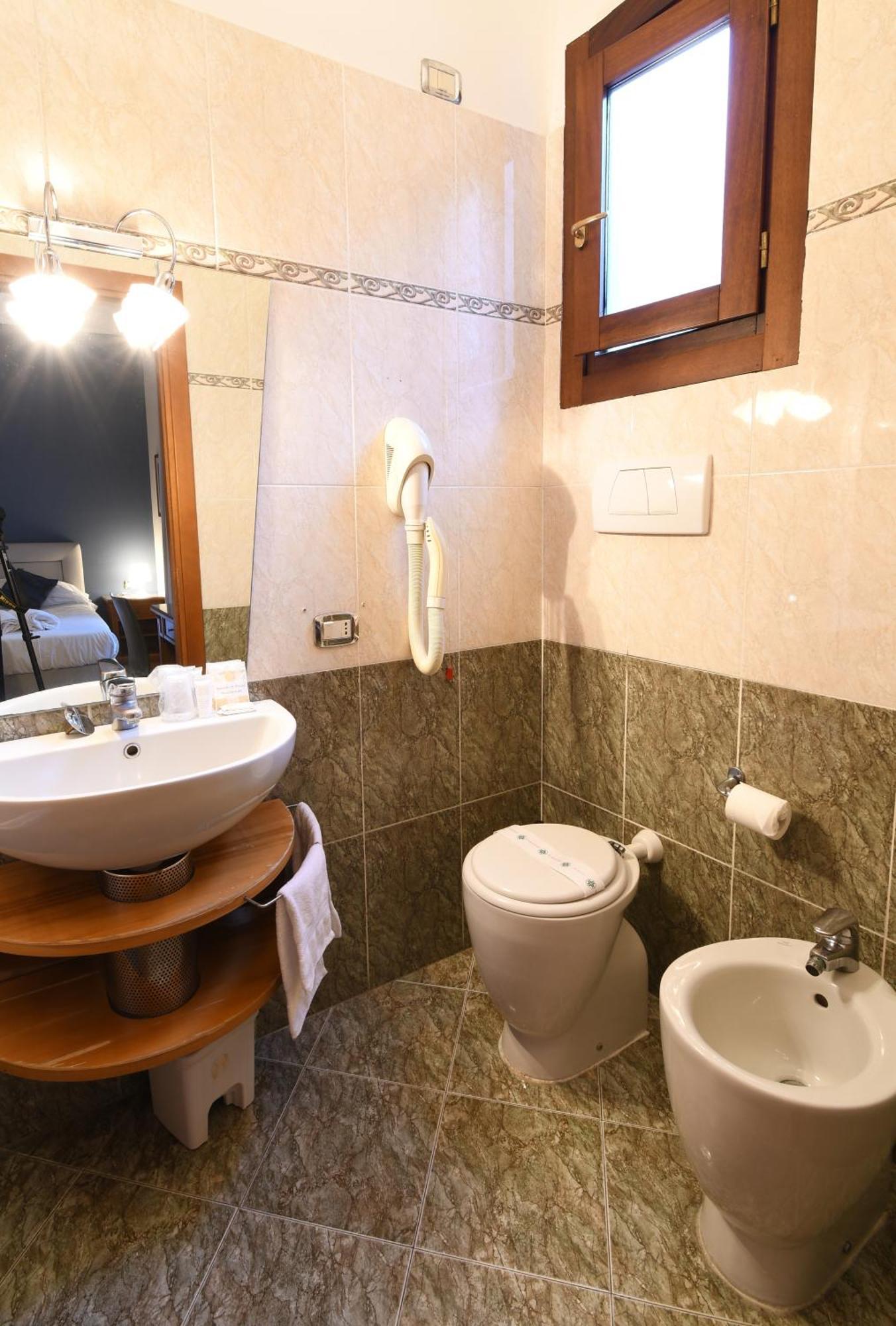 Hotel Cavour 라팔로 외부 사진
