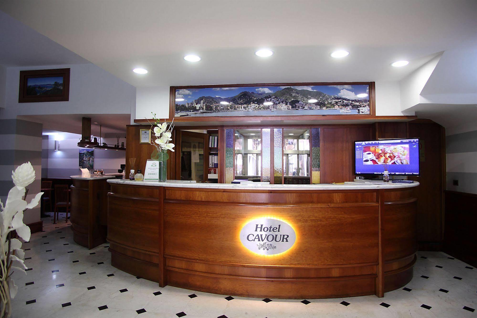 Hotel Cavour 라팔로 외부 사진