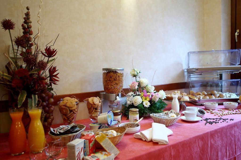 Hotel Cavour 라팔로 외부 사진